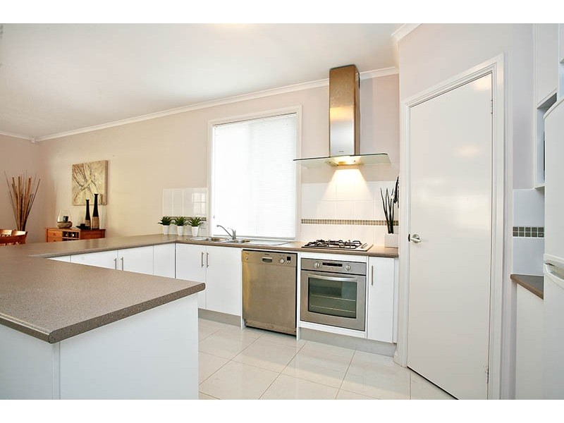 26 Pangari Drive, Fairview Park SA 5126