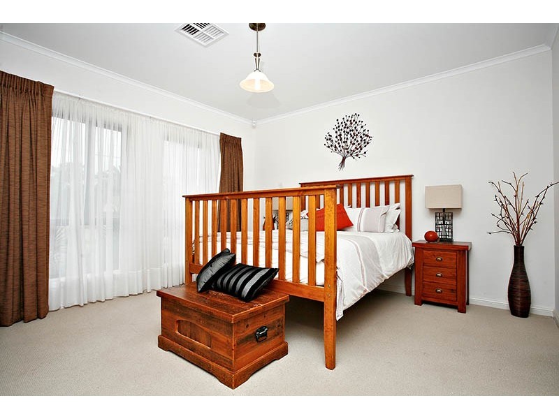 26 Pangari Drive, Fairview Park SA 5126