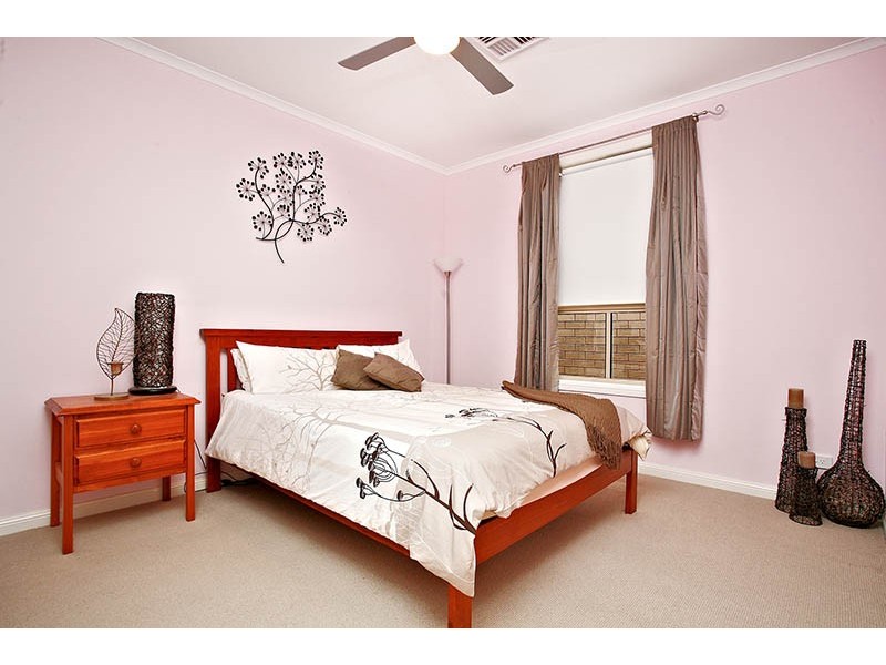 26 Pangari Drive, Fairview Park SA 5126