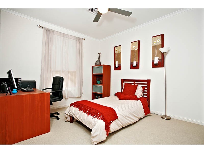 26 Pangari Drive, Fairview Park SA 5126