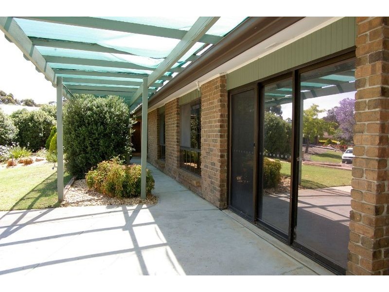 4 Hockey Court, St Agnes SA 5097