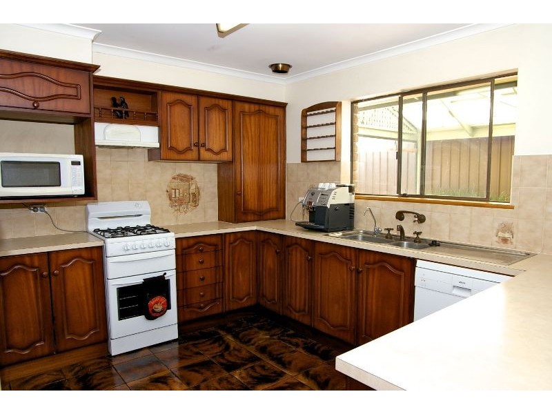 4 Hockey Court, St Agnes SA 5097