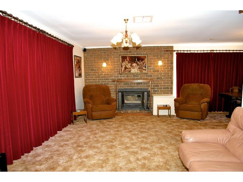 4 Hockey Court, St Agnes SA 5097