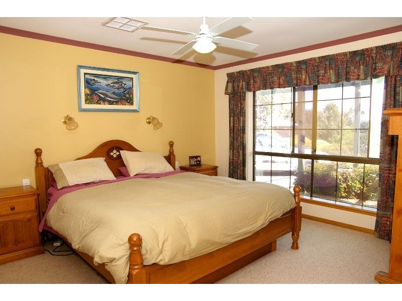 4 Hockey Court, St Agnes SA 5097