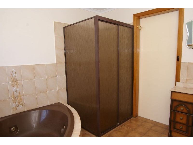 4 Hockey Court, St Agnes SA 5097