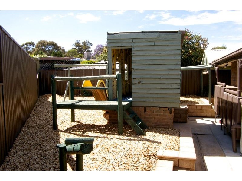 4 Hockey Court, St Agnes SA 5097