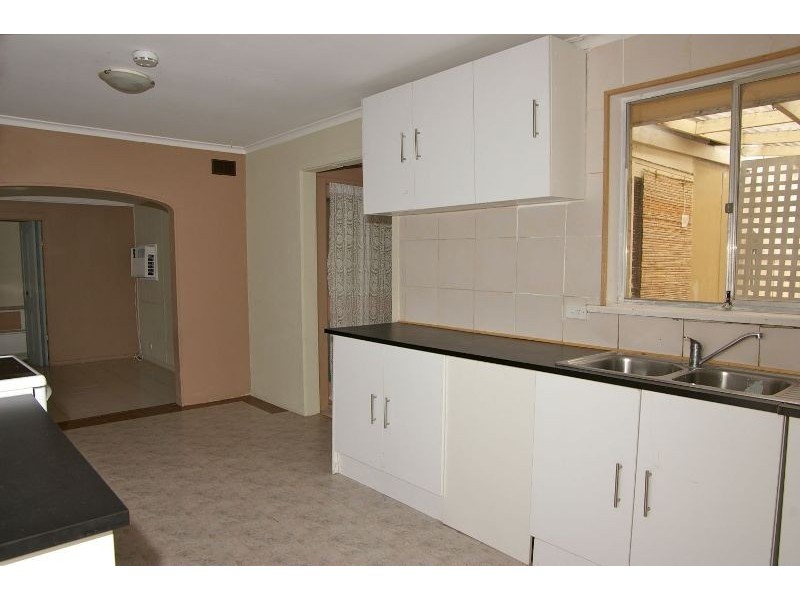 25 Shepherd Street, Ridgehaven SA 5097