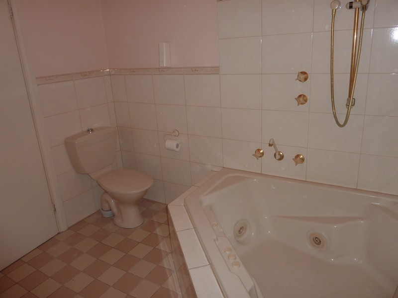 29 Hillcott Ave, Wynn Vale SA 5127