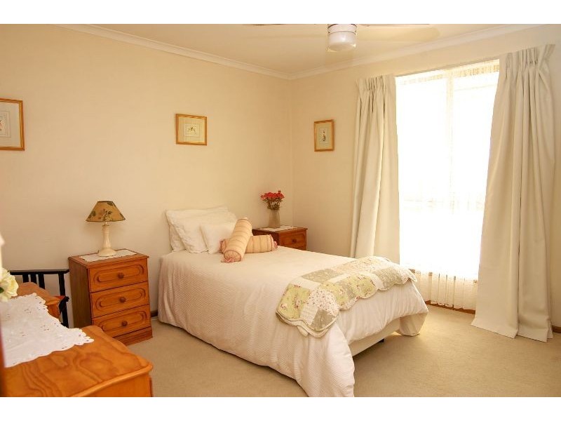 14 Mary Jane Court, Modbury Heights SA 5092