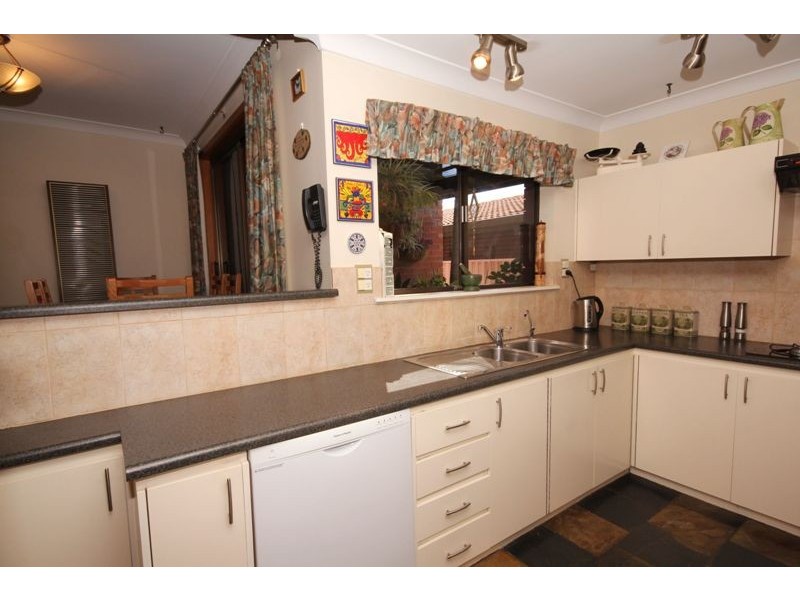 14 Lydia Avenue, Surrey Downs SA 5126