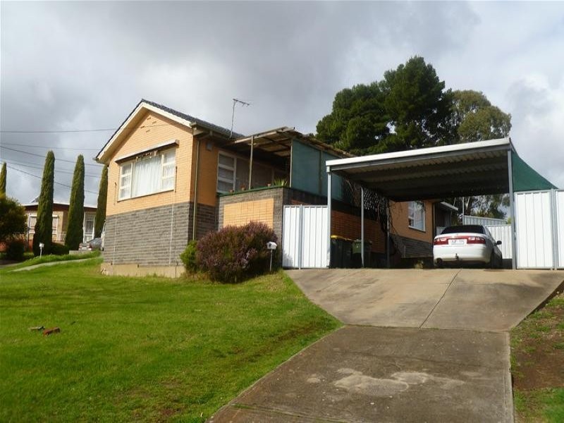 12 Hinton Avenue, Para Hills SA 5096