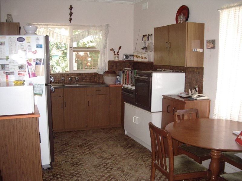 2 Huon Street, Banksia Park SA 5091