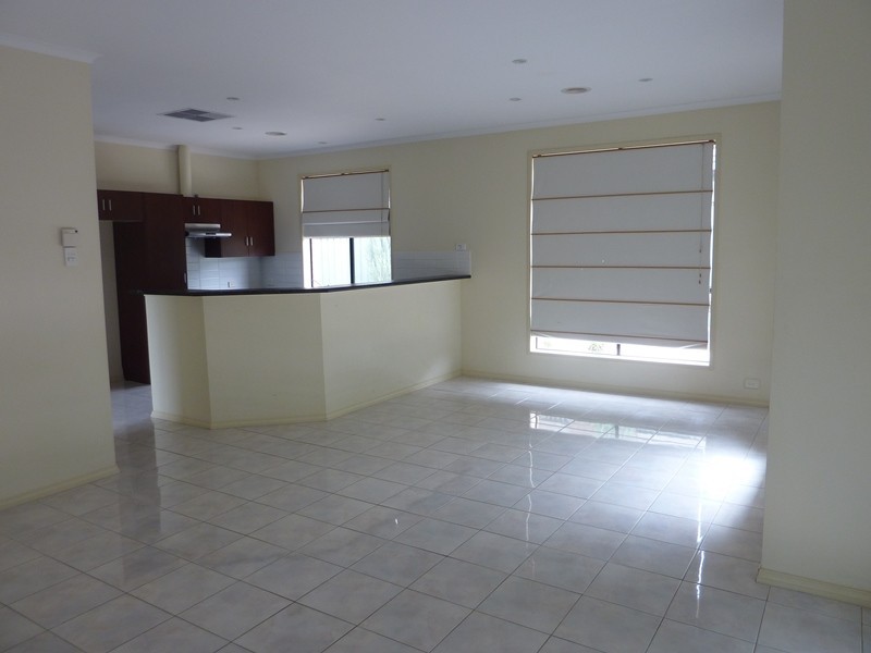 22 Sanctuary Drive, Mawson Lakes SA 5095