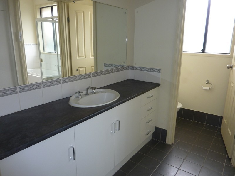 22 Sanctuary Drive, Mawson Lakes SA 5095