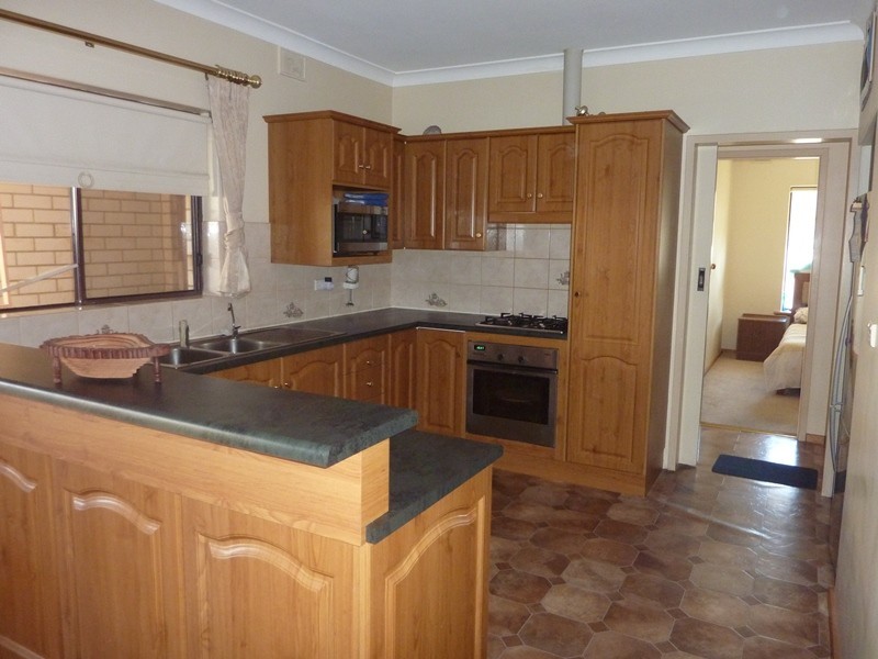 34 Kennington Rd, Hope Valley SA 5090