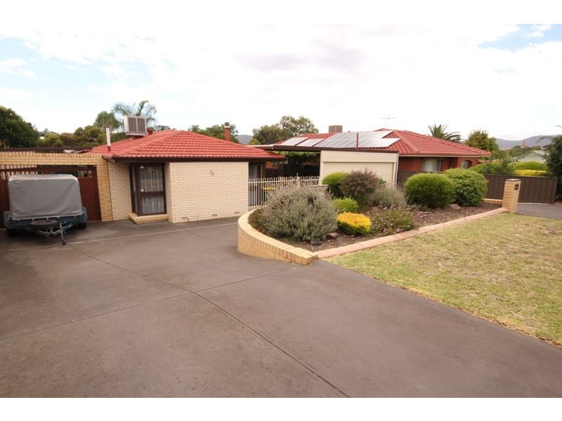 32 Zenobia Crescent, Modbury SA 5092