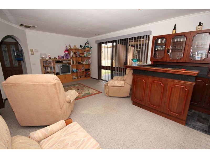 32 Zenobia Crescent, Modbury SA 5092