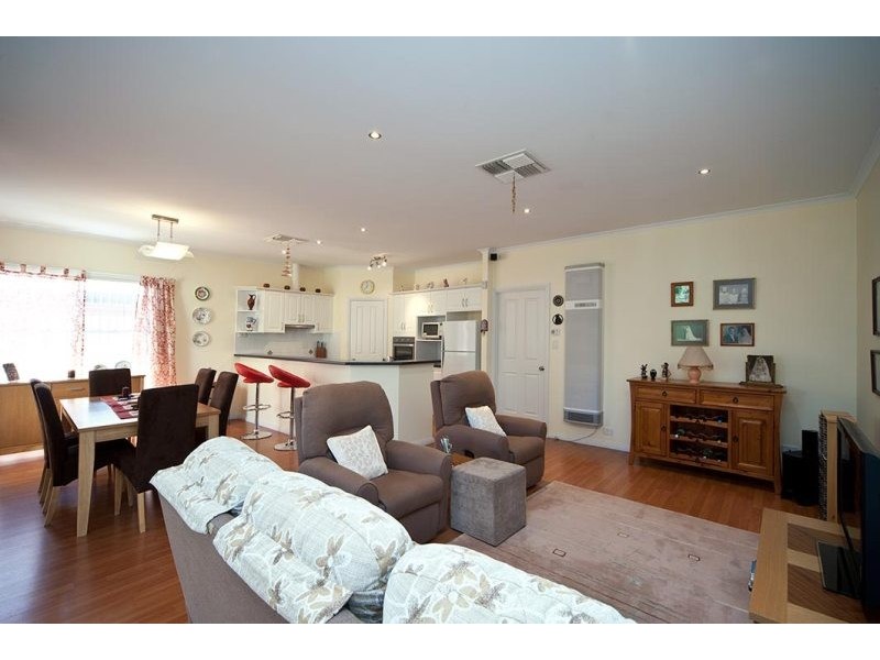 40 Leeds Avenue, Hope Valley SA 5090