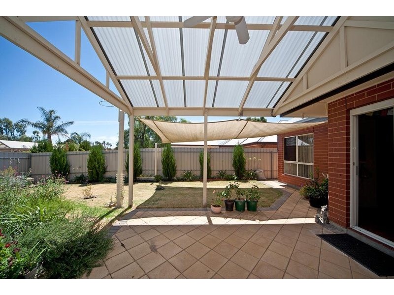 40 Leeds Avenue, Hope Valley SA 5090