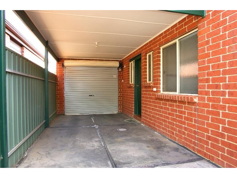 12 Windemere cr, Mawson Lakes SA 5095