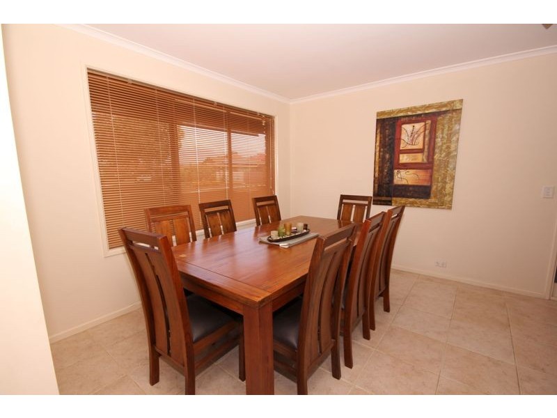 3 Hilditch Drive, Green Fields SA 5107