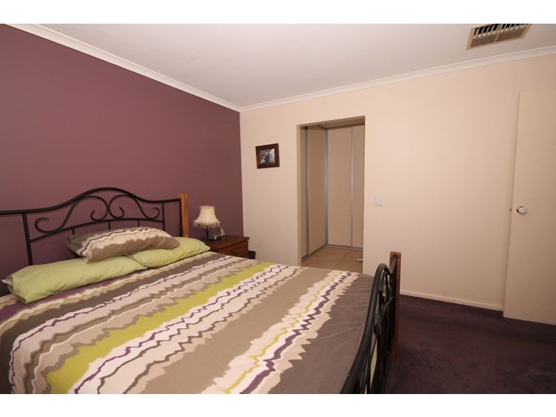 3 Hilditch Drive, Green Fields SA 5107