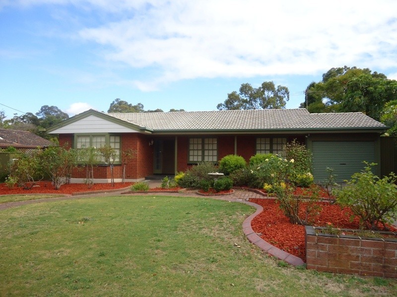 18 Vicenzo Street, Fairview Park SA 5126