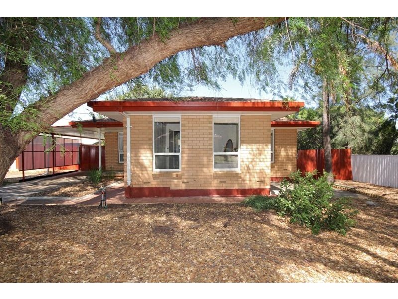 15 Hoover Road, Hope Valley SA 5090