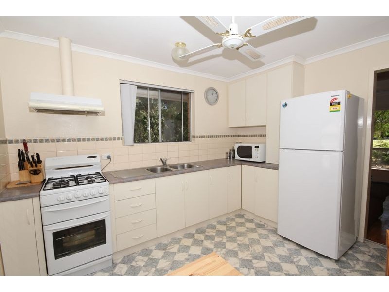 15 Hoover Road, Hope Valley SA 5090