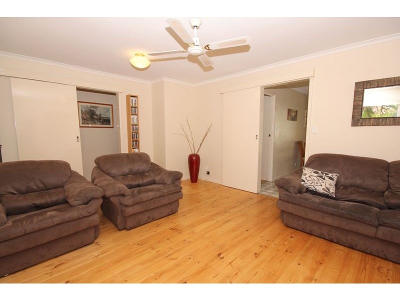 15 Hoover Road, Hope Valley SA 5090