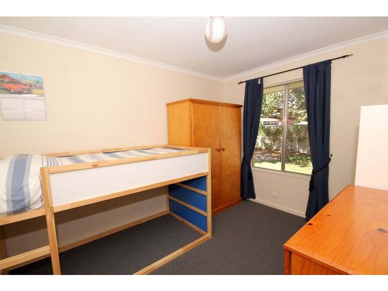 15 Hoover Road, Hope Valley SA 5090