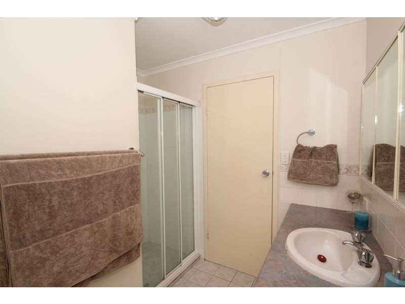 15 Hoover Road, Hope Valley SA 5090