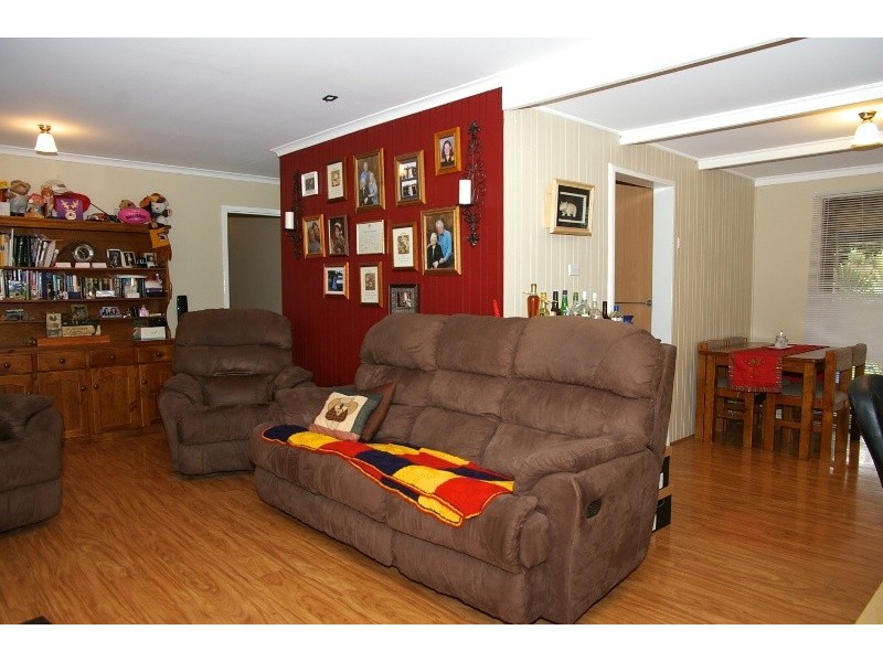 12 Linton St, Banksia Park SA 5091