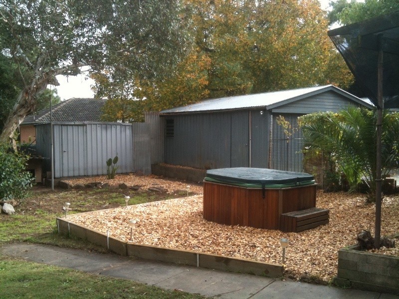 12 Linton St, Banksia Park SA 5091