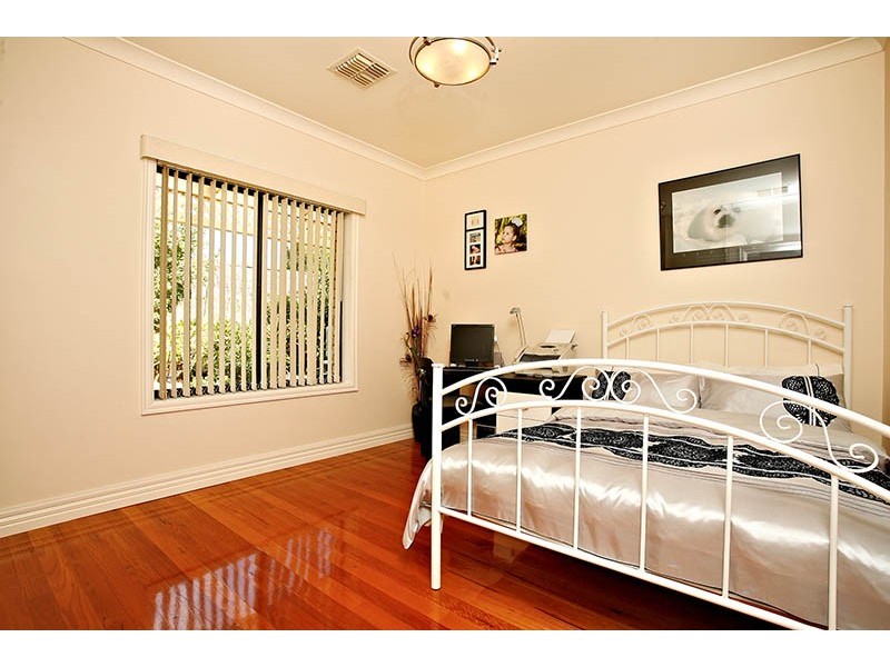 13 Hillstowe Court, Greenwith SA 5125