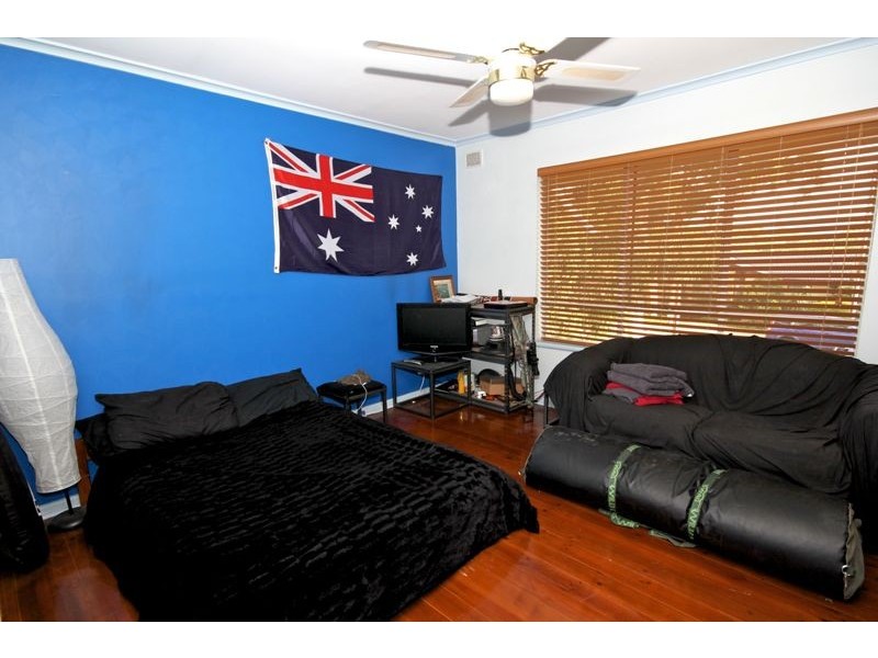 16 Lugarno Street, Redwood Park SA 5097