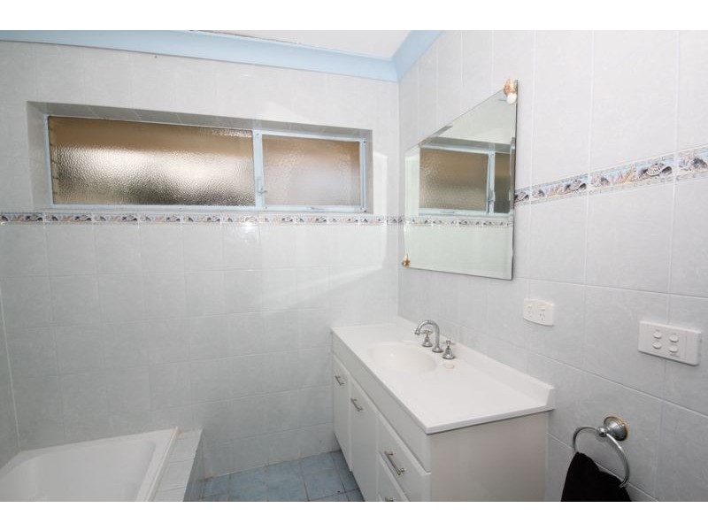 16 Lugarno Street, Redwood Park SA 5097