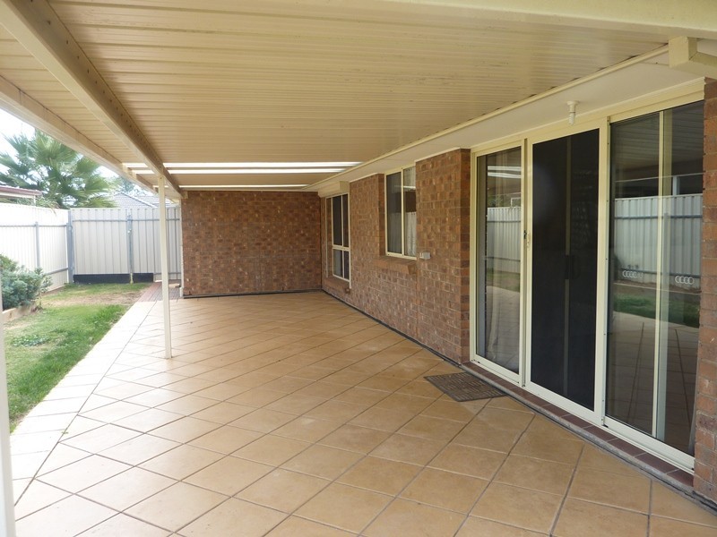 4 Bellbird Avenue, Paralowie SA 5108