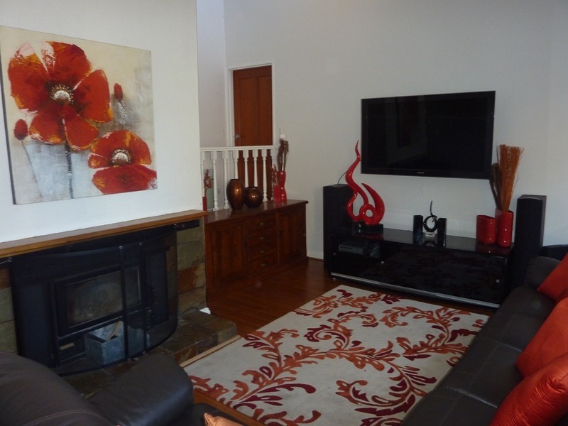 9 Swallow Ave, Modbury Heights SA 5092