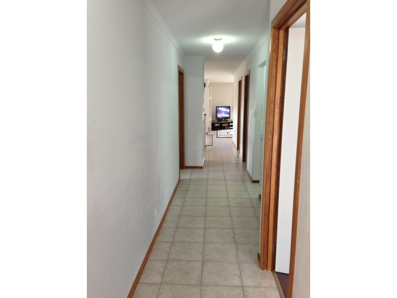 21A Hilltop Avenue, Ridgehaven SA 5097