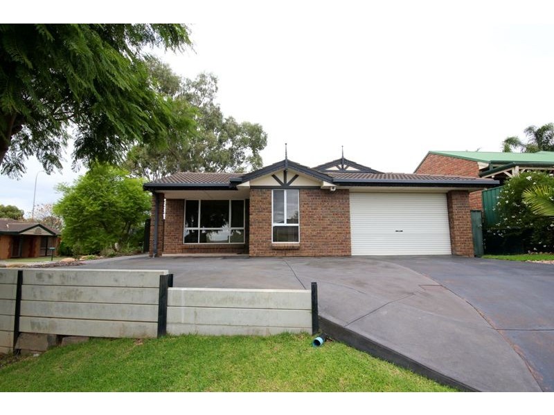 6 Gilchrist Close, Greenwith SA 5125