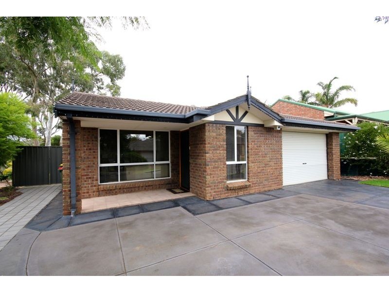 6 Gilchrist Close, Greenwith SA 5125