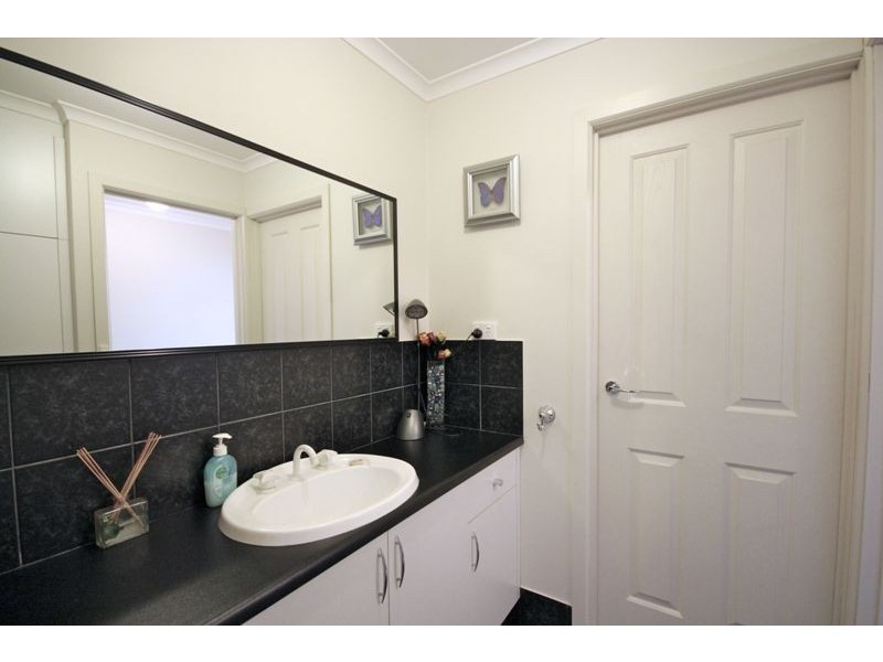 6 Gilchrist Close, Greenwith SA 5125