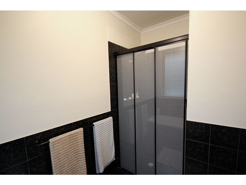 6 Gilchrist Close, Greenwith SA 5125