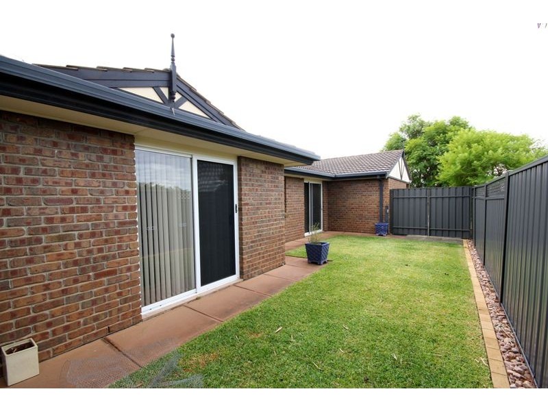 6 Gilchrist Close, Greenwith SA 5125