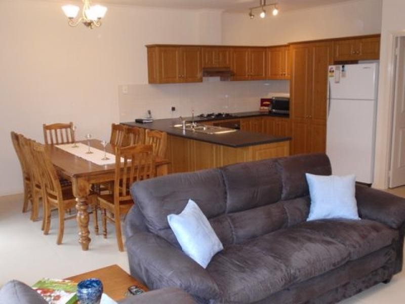 86 Shoalhaven Circuit, Mawson Lakes SA 5095