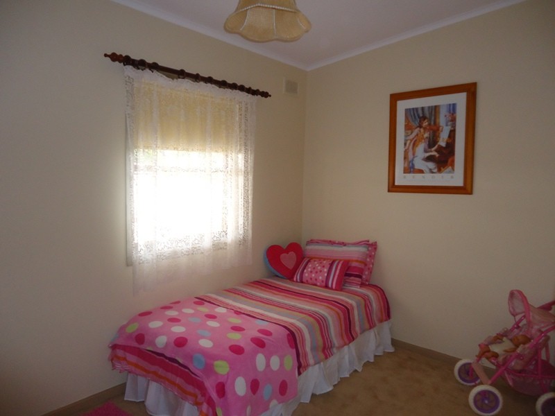 44 Newton Road, Campbelltown SA 5074