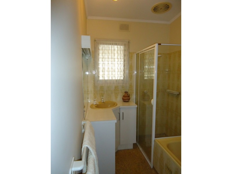 44 Newton Road, Campbelltown SA 5074