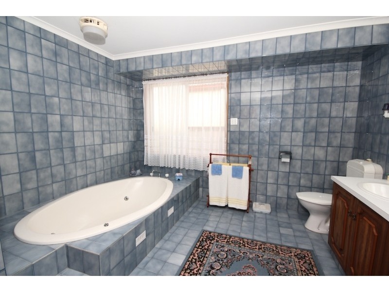 53 McEwin Avenue, Redwood Park SA 5097