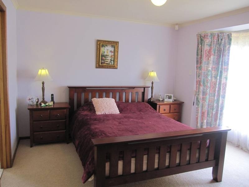 23 Brookdale Close, Gilles Plains SA 5086